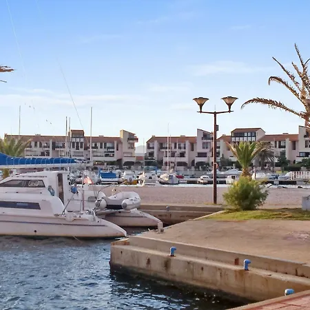 Apartment Sunny 3-bedroom Vacation In With 2 Sun Terraces, Le Barcares